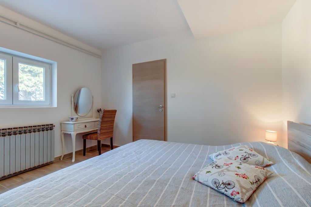 Apartment Senka Мали-Лошинь Экстерьер фото