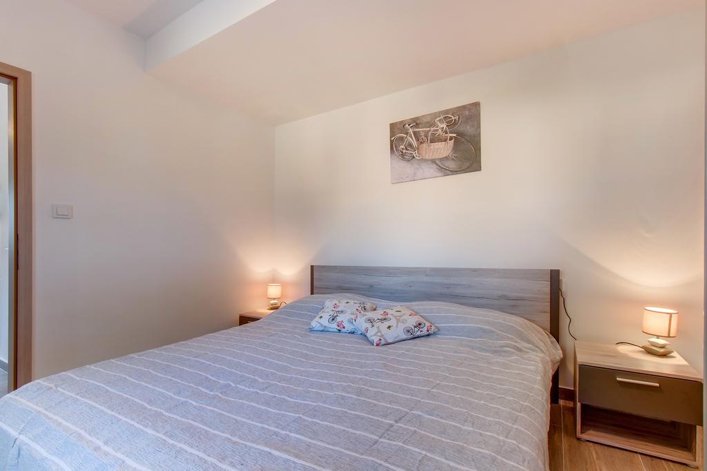 Apartment Senka Мали-Лошинь Экстерьер фото